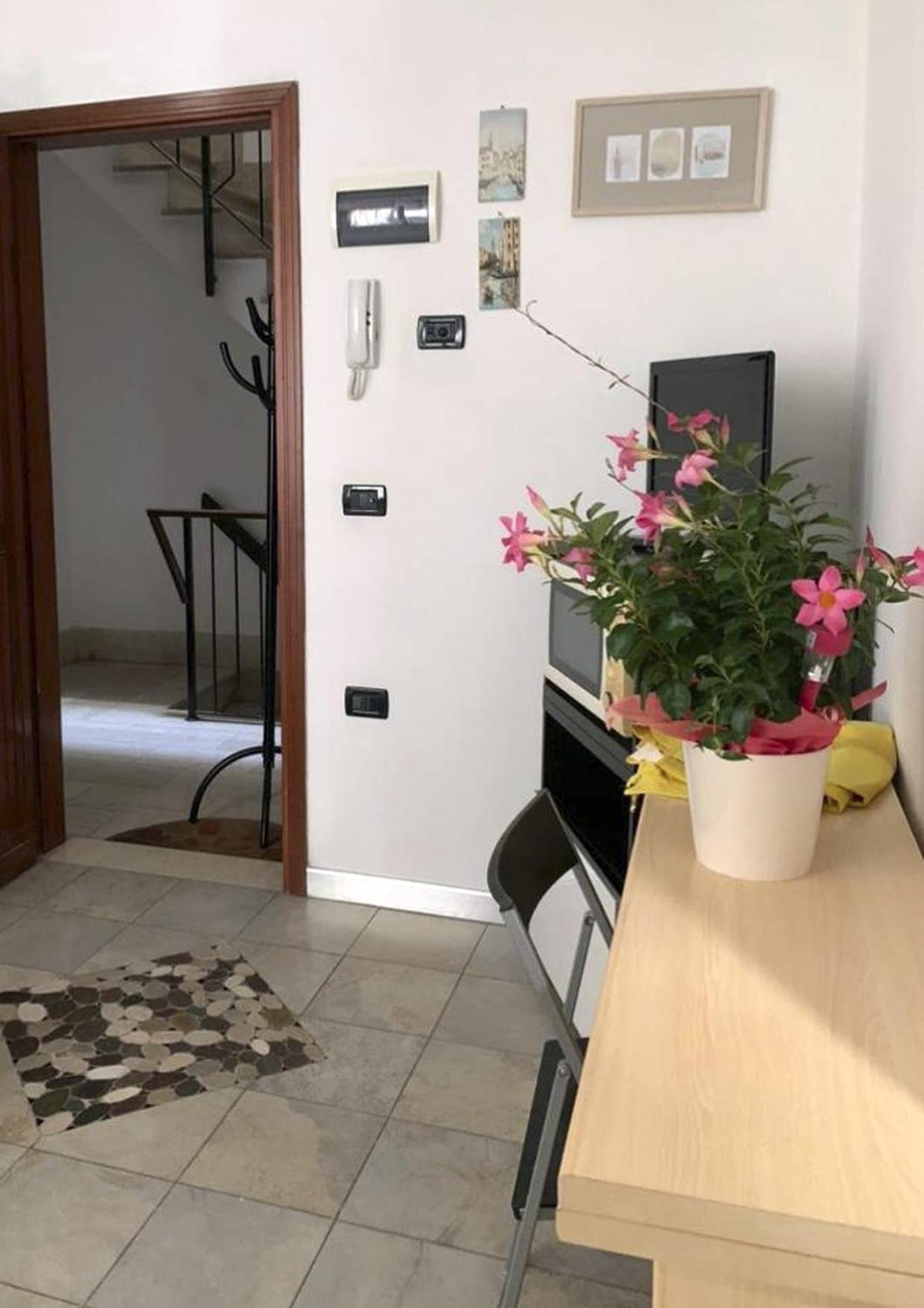 키오자 Casa Manuela Non Turisti Ma Ospiti 아파트 외부 사진