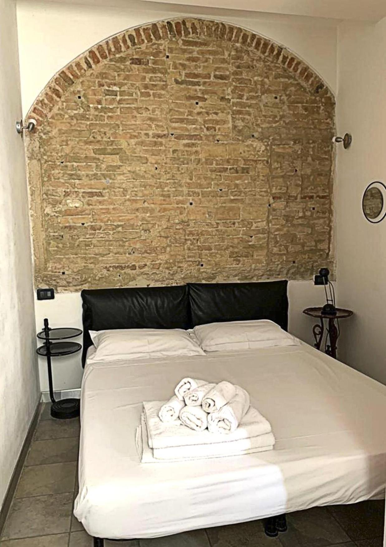 키오자 Casa Manuela Non Turisti Ma Ospiti 아파트 외부 사진